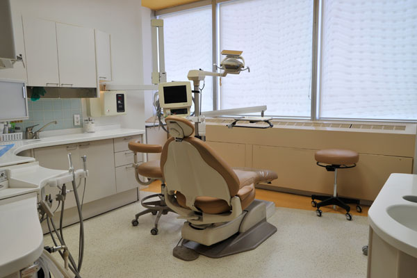 Dental office procedure room in Toronto